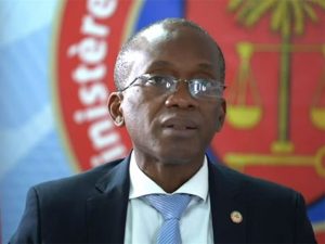 Convenio pretende modernizar sistema financiero de Haití