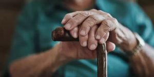 Experta ONU aconseja pensión garantice bienestar de mayores