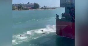 P. RICO: Detienen 19 dominicanos llegaron a bahía en una barcaza