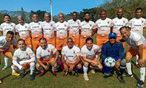 Santiago triunfa en inicio Liga Nacional de Veteranos de Fútbol