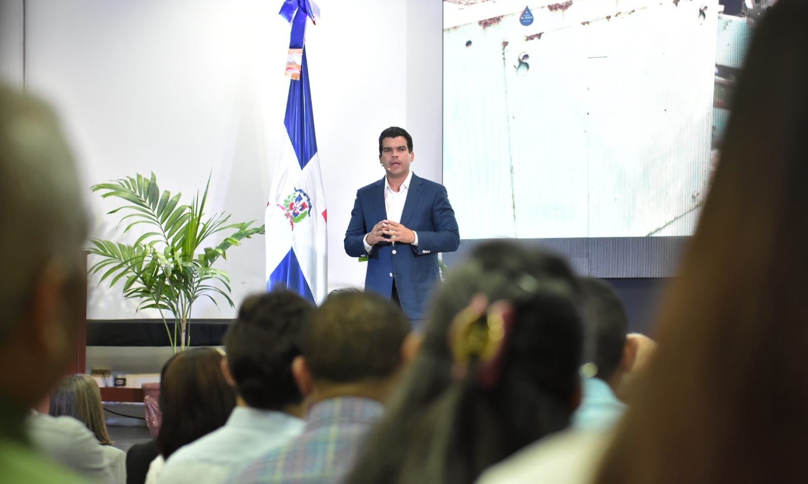 Arnaud inicia recorrido por EU para exponer sobre “eficiente gestión” de agua imagen