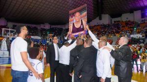 Rinden homenaje a José-Bombo-Abreu en el basket de Santiago