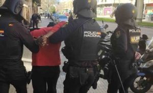 ESPAÑA: Detienen dominicano era buscado en su país por homicidio