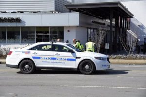 EEUU: Cinco muertos en un mortal tiroteo en un colegio de Nashville
