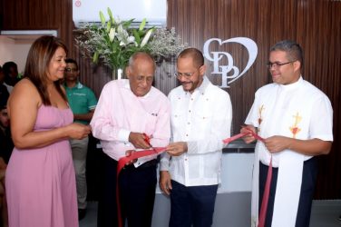 Reinauguran en Cristo Rey centro odontológico Vargas Pepén