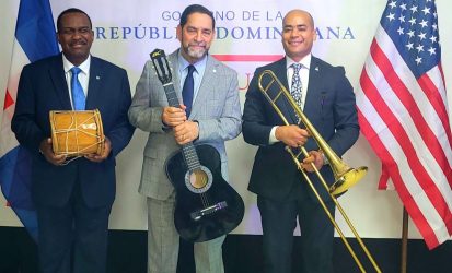 NY: Impulsan envío instrumentos musicales a República Dominicana NY: Impulsan envío instrumentos musicales a República Dominicana