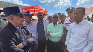 Danilo denuncia campesinos de San Juan viven en «precariedad»