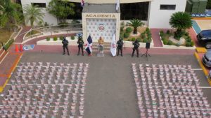 R.Dominicana ocupa 2 toneladas de cocaína llegaron del Ecuador