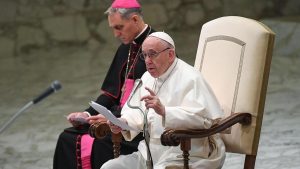Papa denuncia «conspiración» contra líderes latinoamericanos