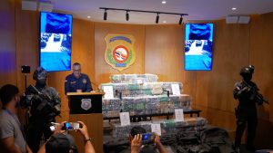 Autoridades dominicanas ocupan 419 paquetes cocaína en puerto