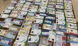 Migración incauta cientos carnets falsos a haitianos en Jarabacoa