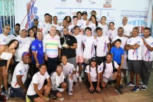 Distrito Nacional gana por cuarto año seguido campeonato natación