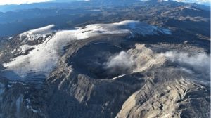 COLOMBIA: Ordenan evacuación  masiva por actividad de volcán