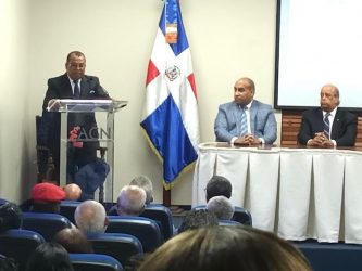 Presentan libro “Presidentes dominicanos en la historia»