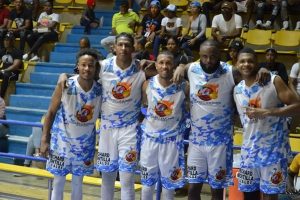 Quisqueya eleva invicto a 4-0 en Torneo Basket Superior de SPM