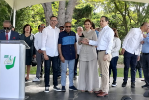 Industriales de Santiago reconocen vicepresidenta Raquel Peña