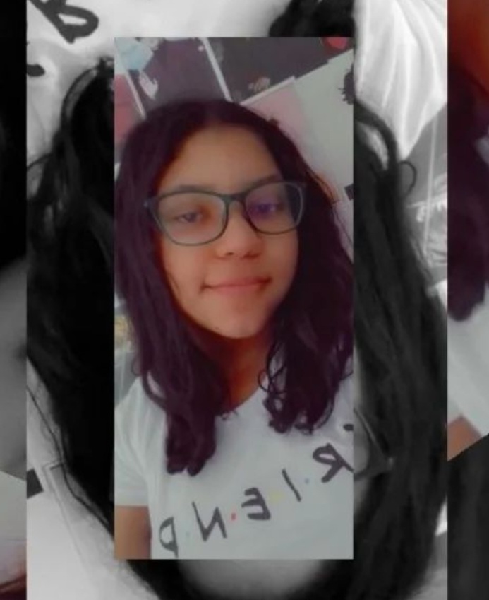 «Camino Oscuro» primer libro de Emily, una brillante adolescente imagen