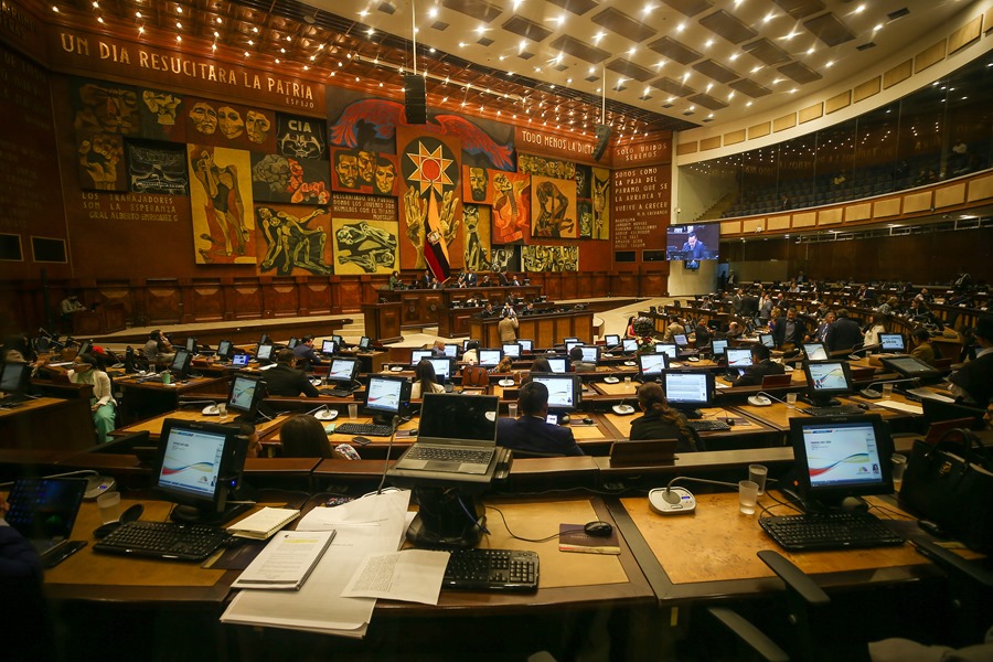 ECUADOR: El Parlamento aprueba juicio censura contra el Presidente imagen