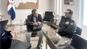 ESPAÑA: Ministro Defensa se reúne con embajador Juan Bolívar Díaz