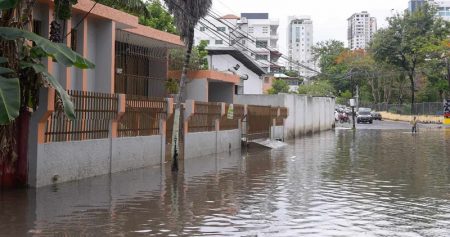 COE mantiene 25 provincias en alerta por persistencia de lluvias