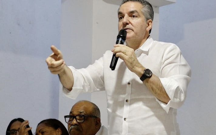 Neney Cabrera contempla uso tecnología en Ayuntamiento DN imagen