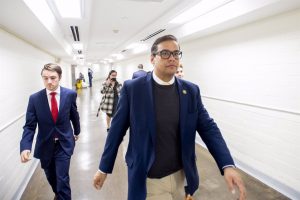 EEUU: Congresista es acusado de  presunto fraude y malversación