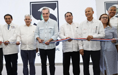 Abinader entrega Emergencia y remozamiento hospital Villa González Abinader entrega Emergencia y remozamiento hospital Villa González