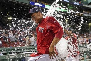 Rafael Devers pega H4 por quinto día seguido e igual marca Boston