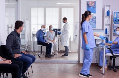 OMS: Los sistemas sanitarios del mundo empiezan a recuperarse