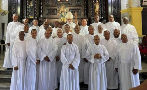 Iglesia Católica ordenará 25 diáconos el 13 de mayo en San Cristóbal