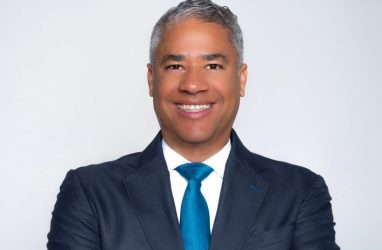 SANTIAGO: Precandidato sugiere medidas para dinamizar tránsito