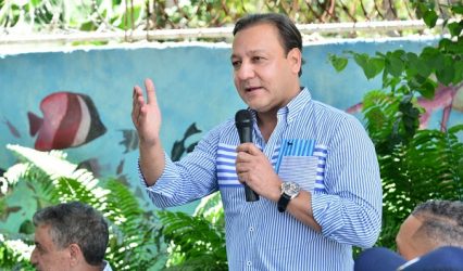 Abel denuncia 30% presupuesto salud RD es destinado a haitianos