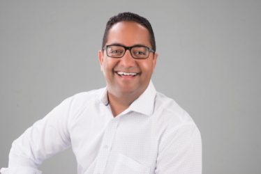 Metz anuncia será candidato a senador PRM por San Cristóbal