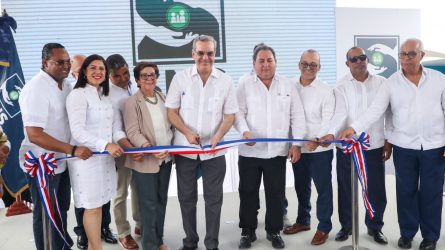 El Presidente dominicano entrega obras provincia Hermanas Mirabal