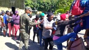 CONSTANZA: Detienen autobús con 44 haitianos indocumentados