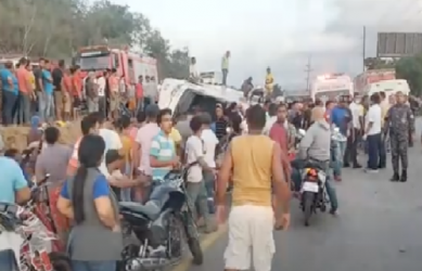 Investigan accidente dejó cinco muertos en la autopista Duarte