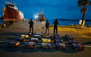 Ocupan 1.3 toneladas de cocaína en dos operativos en Dominicana