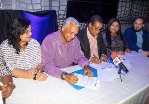 Instituciones de medios digitales de RD y Panamá firman convenio