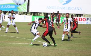 La Vega derrota a Moca FC en el fútbol profesional dominicano