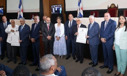 Senado de República Dominicana reconoce a constituyentes de 1963