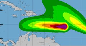 Islas caribeñas cierran escuelas y aeropuertos por la tormenta Bret