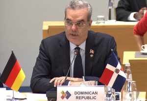 Luis Abinader reclama UE-CELAC aborden juntos desafíos pobreza