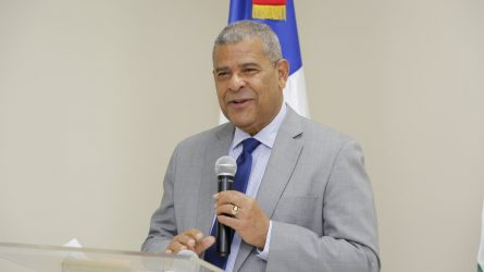 Precandidatos son funcionarios deben pedir licencia, aclara MAP