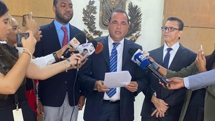 FP pide JCE regule funcionarios que son precandidatos del PRM