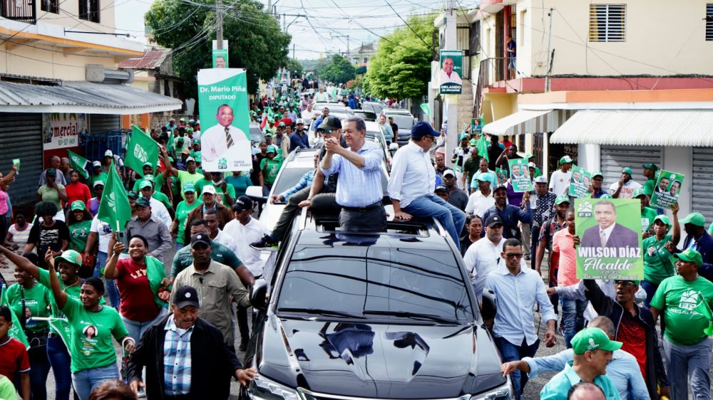 Leonel tiene actividades en ocho provincias y el Distrito Nacional imagen
