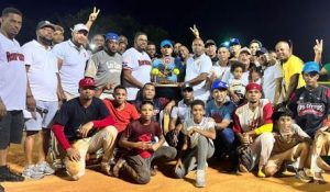 Los Cerros se coronan campeones torneo softbol superior de ligas