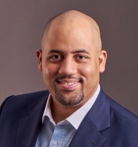 La competencia de los más serios