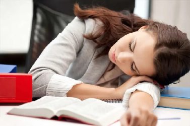 Privación de sueño se asocia con deterioro de funciones cognitivas