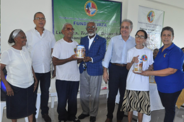 Introducen a mercado RD agregado nutricional para la tercera edad