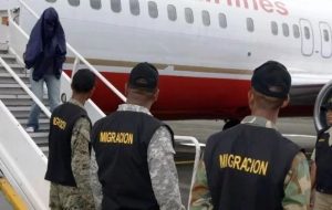 Se cuadriplica la cantidad de dominicanos deportados por EU